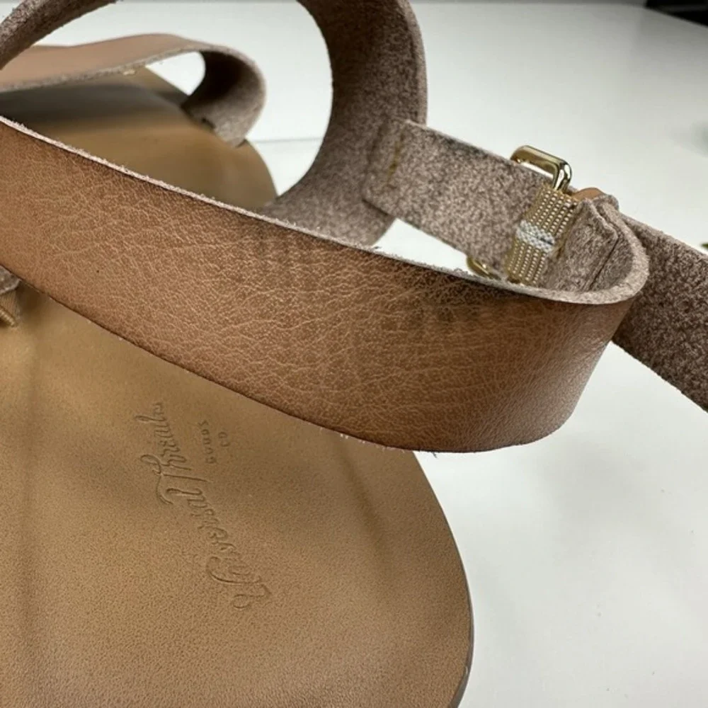 Universal Thread Womens Tan Square Toe Studded Slingback‎ Flat Sandals Size 10